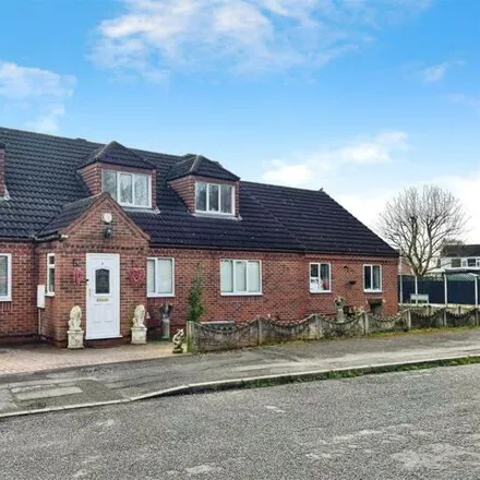 Buy this 8 bed house on Trent Drive in Hucknall, NG15 6GR