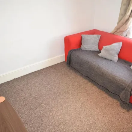 Rent this 4 bed apartment on Beatrice Road in Portsmouth, PO4 0JW