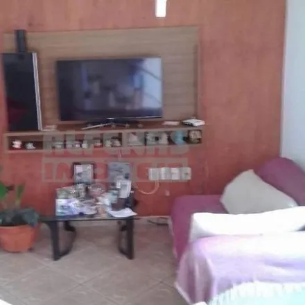 Buy this 2 bed house on Rua Sempre Vivas in Petrolândia, Contagem - MG