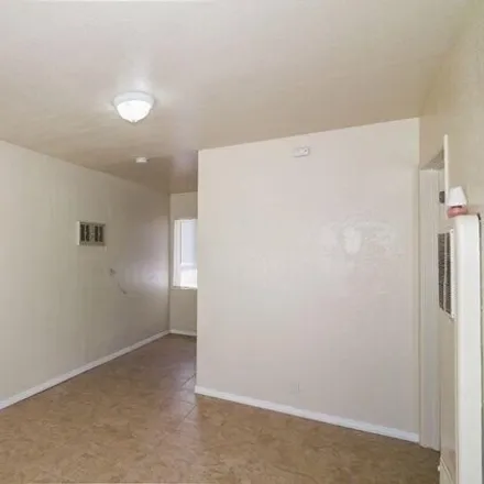 Image 7 - 1834 Elm Street, Rosamond, CA 93560, USA - Apartment for rent