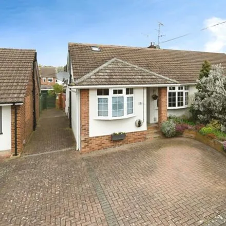 Buy this 4 bed house on Woodland Close in Hutton, CM13 1ED