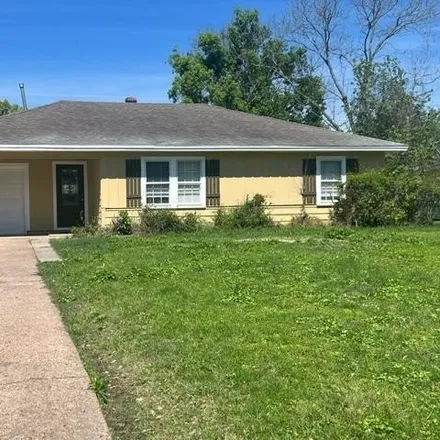 Buy this 2 bed house on 69 Circle Q Street in Orange, TX 77630