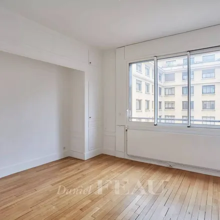 Rent this 3 bed apartment on 82 Avenue des Frères Lumière in 69008 Lyon 8e Arrondissement, France
