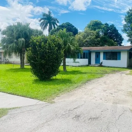 Buy this 3 bed house on 122 Southwest 5th Avenue in South Bay, Palm Beach County
