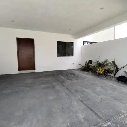 Buy this 3 bed house on Calle Ramos Arizpe in 89450 Ciudad Madero, TAM