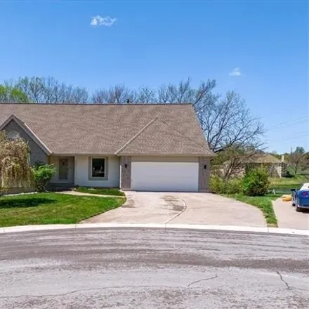 Buy this 4 bed house on 298 Chippewa in Lake Winnebago, Cass County