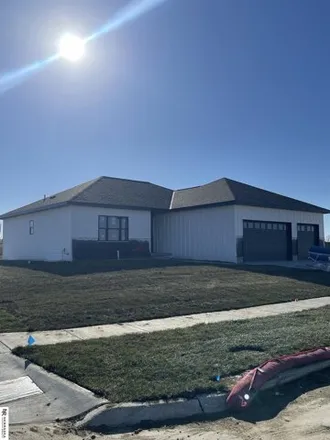 Buy this 4 bed house on South 31st Street in Lincoln, NE 68430