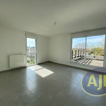 Rent this 2 bed apartment on 2 Rue Victor Hugo in 44115 Haute-Goulaine, France