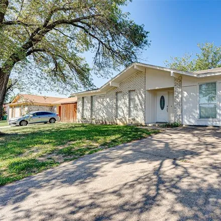 Buy this 3 bed house on 416 Hastings Drive in Cedar Hill, TX 75104