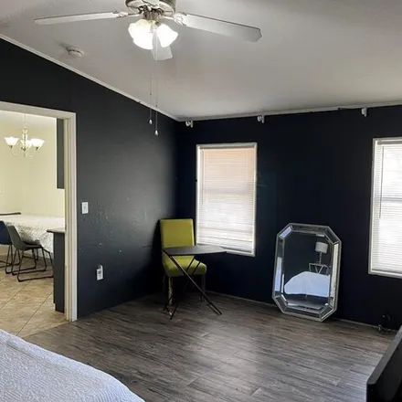 Image 9 - Airline Mobile Home Park, I 20 Business, Bounce, Midland, TX 79712, USA - Apartment for sale