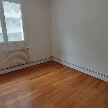 Image 4 - 13 Boulevard Jean Pain, 38000 Grenoble, France - Apartment for rent
