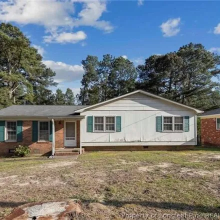 Buy this 4 bed house on 2641 Dumbarton Rd in Fayetteville, North Carolina