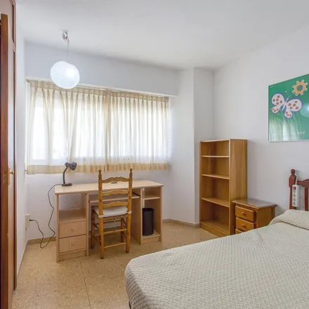 Rent this 4 bed apartment on Carrer del Pintor Vilar in 1, 46010 Valencia