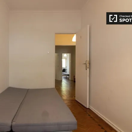 Rent this 3 bed room on Rua Inácio de Sousa 8 in 1500-347 Lisbon, Portugal