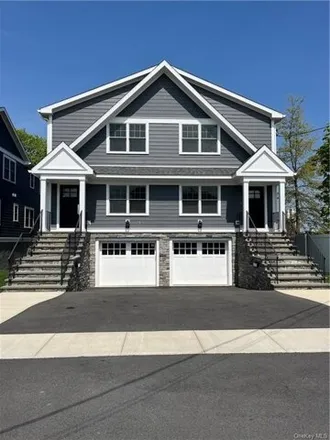 Rent this 3 bed townhouse on 75 King Street in Town/Village of Harrison, NY 10528