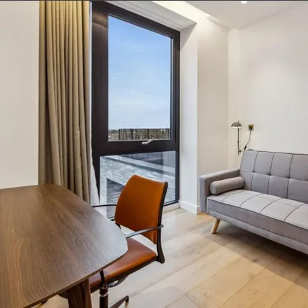 Image 7 - 102 Camley Street, London, N1C 4PF, United Kingdom - Apartment for rent