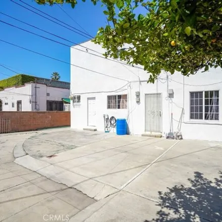 Image 4 - South Bronson Avenue, Los Angeles, CA 90018, USA - House for sale