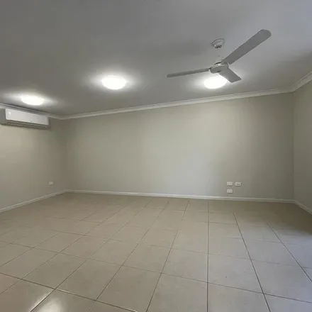 Image 4 - Crake Circuit, Oonoonba QLD 4812, Australia - Apartment for rent