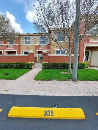 Image 5 - 6202 Northwest 115th Place, Doral, FL 33178, USA - Townhouse for rent