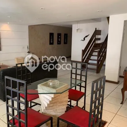 Buy this 3 bed apartment on Rua Armando Coelho de Freitas in Barra da Tijuca, Rio de Janeiro - RJ