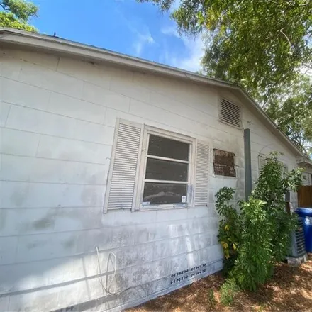 Image 4 - 4261 35th Avenue North, Saint Petersburg, FL 33713, USA - House for sale