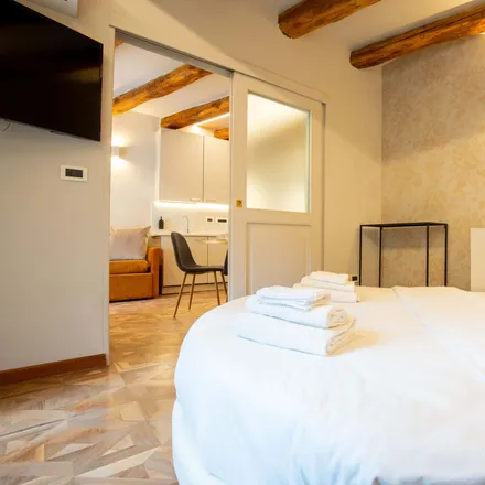 Rent this 1 bed apartment on Via de' Falegnami 18 in 40121 Bologna BO, Italy