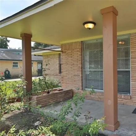 Image 4 - 10284 Oboe Drive, Westwood Park, Houston, TX 77025, USA - House for rent