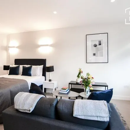 Rent this 1 bed apartment on NHC 4 in Harlequin Avenue, London