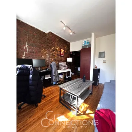 Rent this 3 bed apartment on 422 West 22nd Street in New York, NY 10011