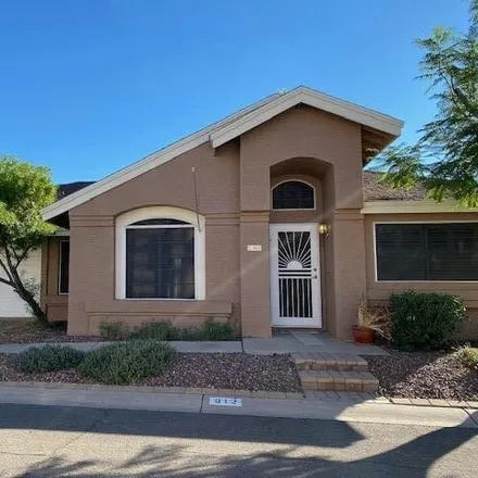 Image 1 - 912 East Annette Drive, Phoenix, AZ 85022, USA - House for rent