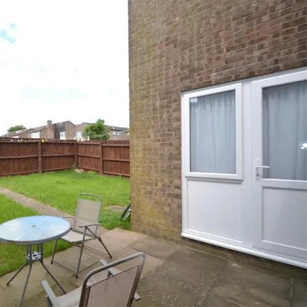 Image 4 - Vara Close, Great Oakley, NN18 9DL, United Kingdom - Room for rent