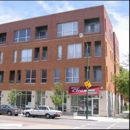 Rent this 3 bed condo on 1717-1731 North Western Avenue in Chicago, IL 60647