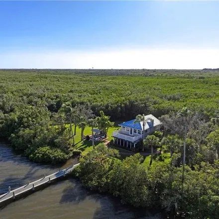Image 1 - 1959 Quay Dock Road, Winter Beach, Indian River County, FL 32967, USA - House for sale