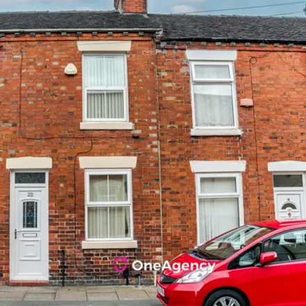 Buy this 3 bed townhouse on Brakespeare Street in Tunstall, ST6 5RY