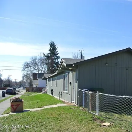 Image 2 - 1056 North Elm Street, Spokane, WA 99201, USA - House for sale