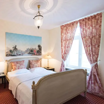 Rent this 1 bed apartment on Niedenau 7 in 60325 Frankfurt, Germany