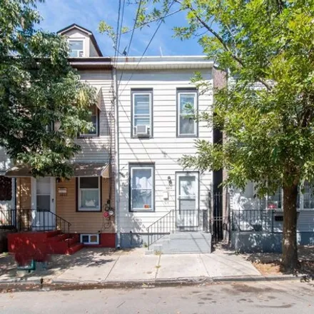 Buy this 3 bed house on HomeFront FreeStore in 1000 Division Street, Trenton