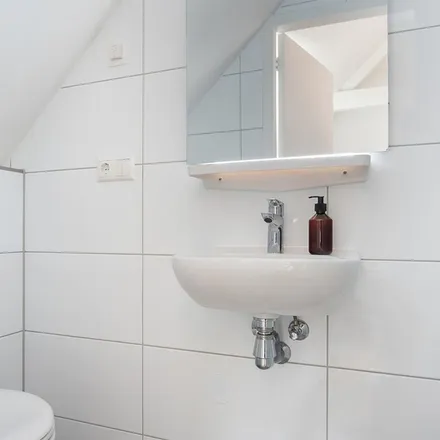 Rent this 2 bed apartment on Priemstraat 7 in 6511 WC Nijmegen, Netherlands