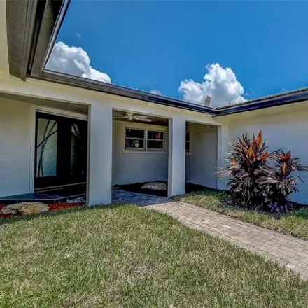 Image 3 - 337 Midway Is, Clearwater Beach, Florida, 33767 - House for sale