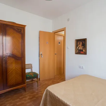 Image 2 - Avinguda Doctor Peset Aleixandre, 46025 Valencia, Spain - Room for rent