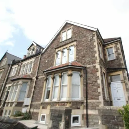 Rent this 6 bed room on 41 Manor Park in Bristol, BS6 7HL