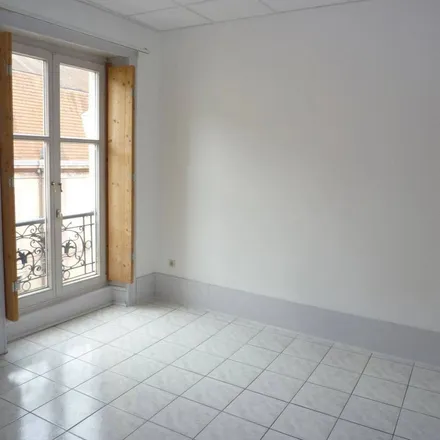 Rent this 2 bed apartment on 12 Rue de l'Hôtel de Ville in 25200 Montbéliard, France