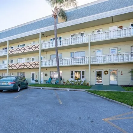 Buy this 2 bed condo on 2459 Columbia Drive in Palm Harbor, FL 33763