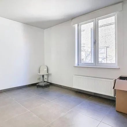 Rent this 2 bed apartment on Tandarts Patrick Deketelaere in Motestraat 6, 8840 Ardooie