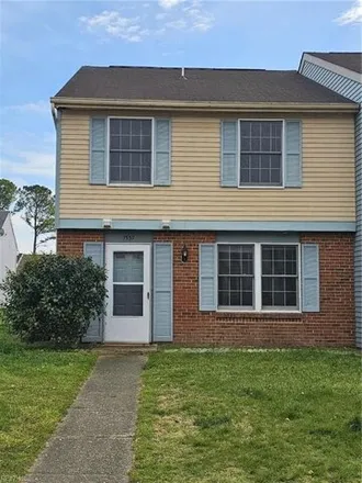 Rent this 3 bed townhouse on 1337 Vanasse Court in Hampton, VA 23666