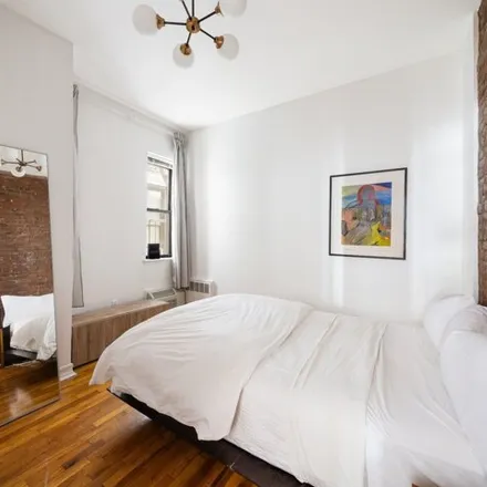 Image 5 - 76 West 85th Street, New York, NY 10024, USA - Condo for sale