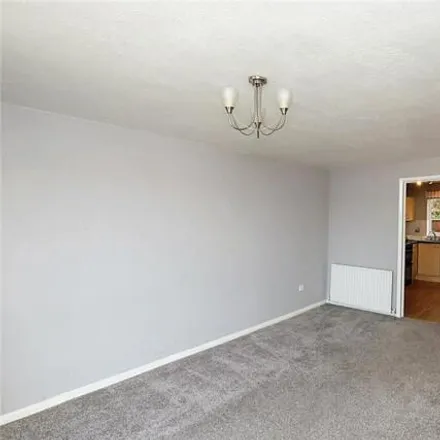 Image 7 - 50 Smithy Wood Crescent, Sheffield, S8 0NT, United Kingdom - Apartment for sale