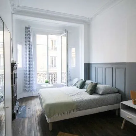 Image 6 - 5 Rue Jean François Lépine, 75018 Paris, France - Apartment for rent