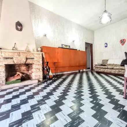 Buy this 2 bed house on Salcedo 2679 in Partido de Morón, Castelar