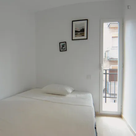 Image 3 - Calle de Antonio Prieto, 28026 Madrid, Spain - Apartment for rent